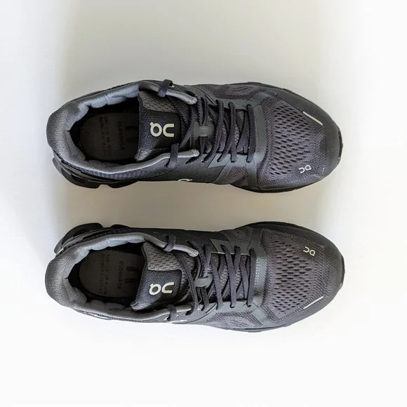 On Running Cloudace Running Shoes - Picture 6 of 13